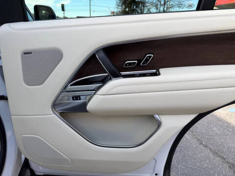 2023 Land Rover Range Rover P530 SE LWB