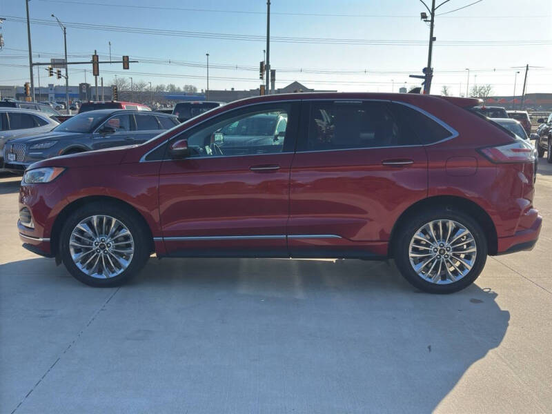 2022 Ford Edge Titanium