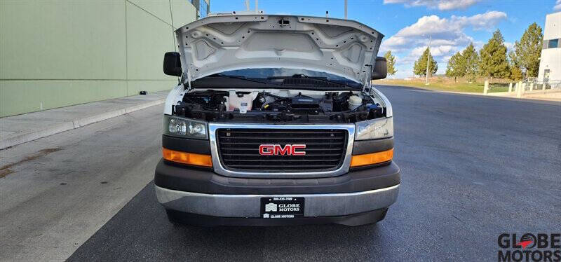 2017 GMC Savana 2500