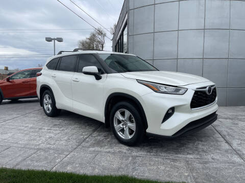 2020 Toyota Highlander for sale at Berge Auto in Orem UT