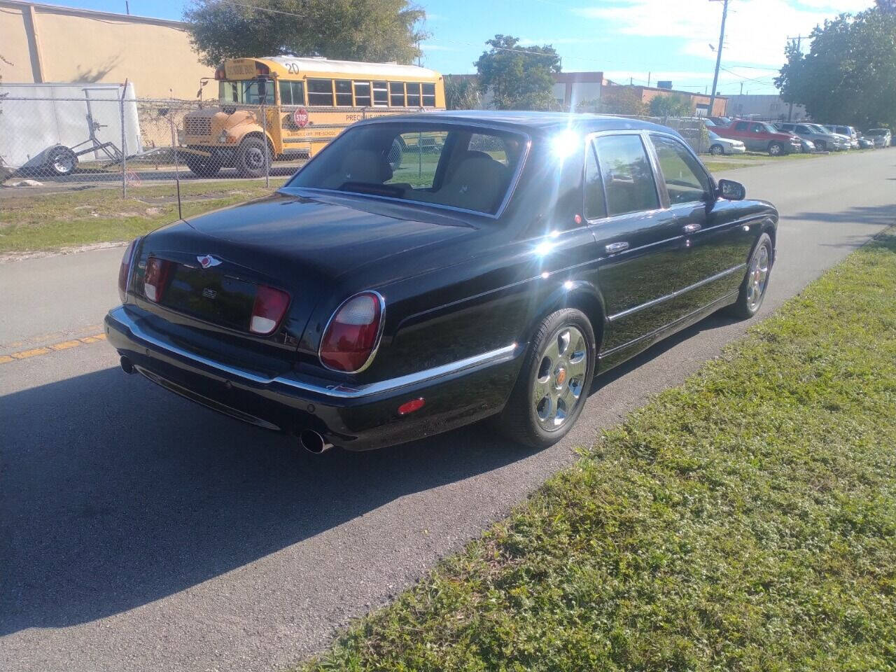 2000 Bentley Arnage  - $26,950