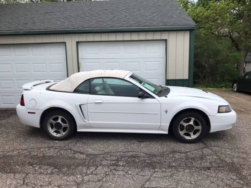 2003 Ford Mustang
