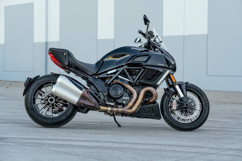 2011 Ducati Diavel
