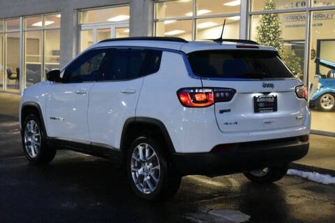 2022 Jeep Compass Latitude Lux