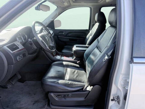 2012 Cadillac Escalade Luxury