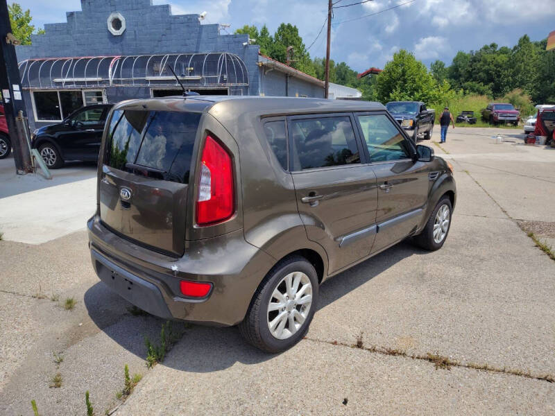 2012 Kia Soul +