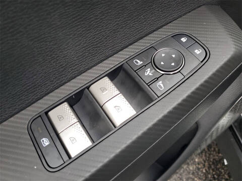 2025 Mitsubishi Outlander SEL Platinum Edition