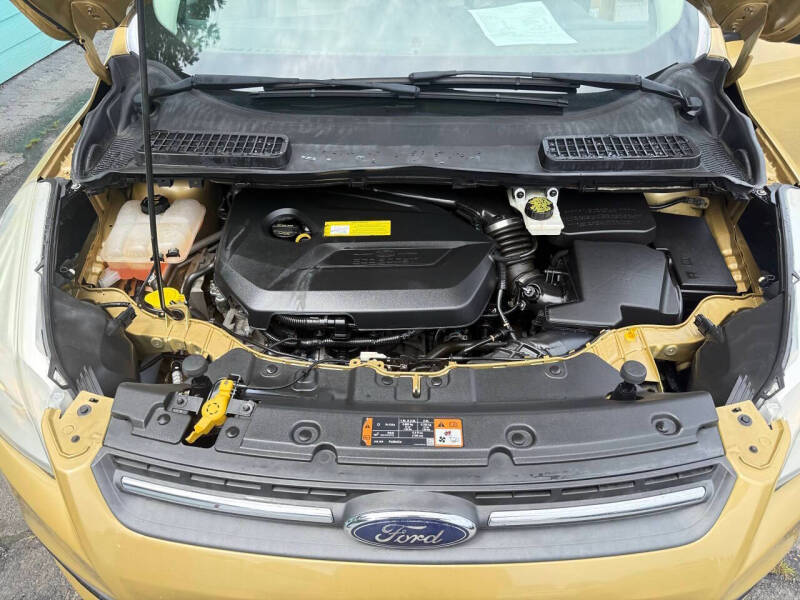 2015 Ford Escape SE