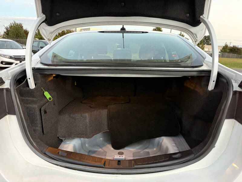 2017 Ford Fusion Hybrid SE