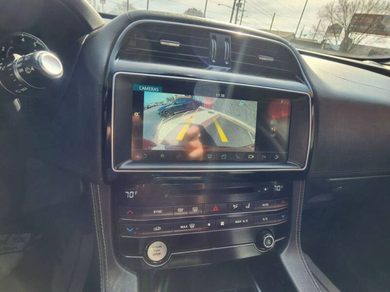 2017 Jaguar F-PACE S