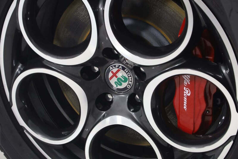 2024 Alfa Romeo Tonale Hybrid Ti