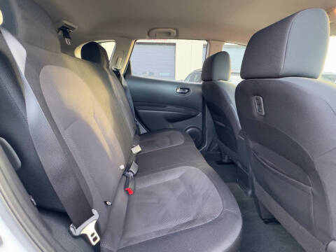 2011 Nissan Rogue S Krom