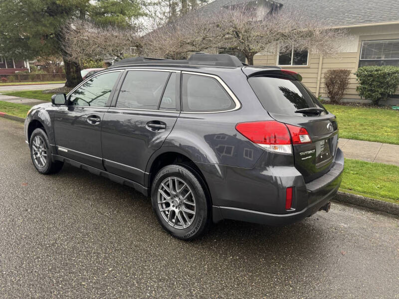 2011 Subaru Outback 2.5i
