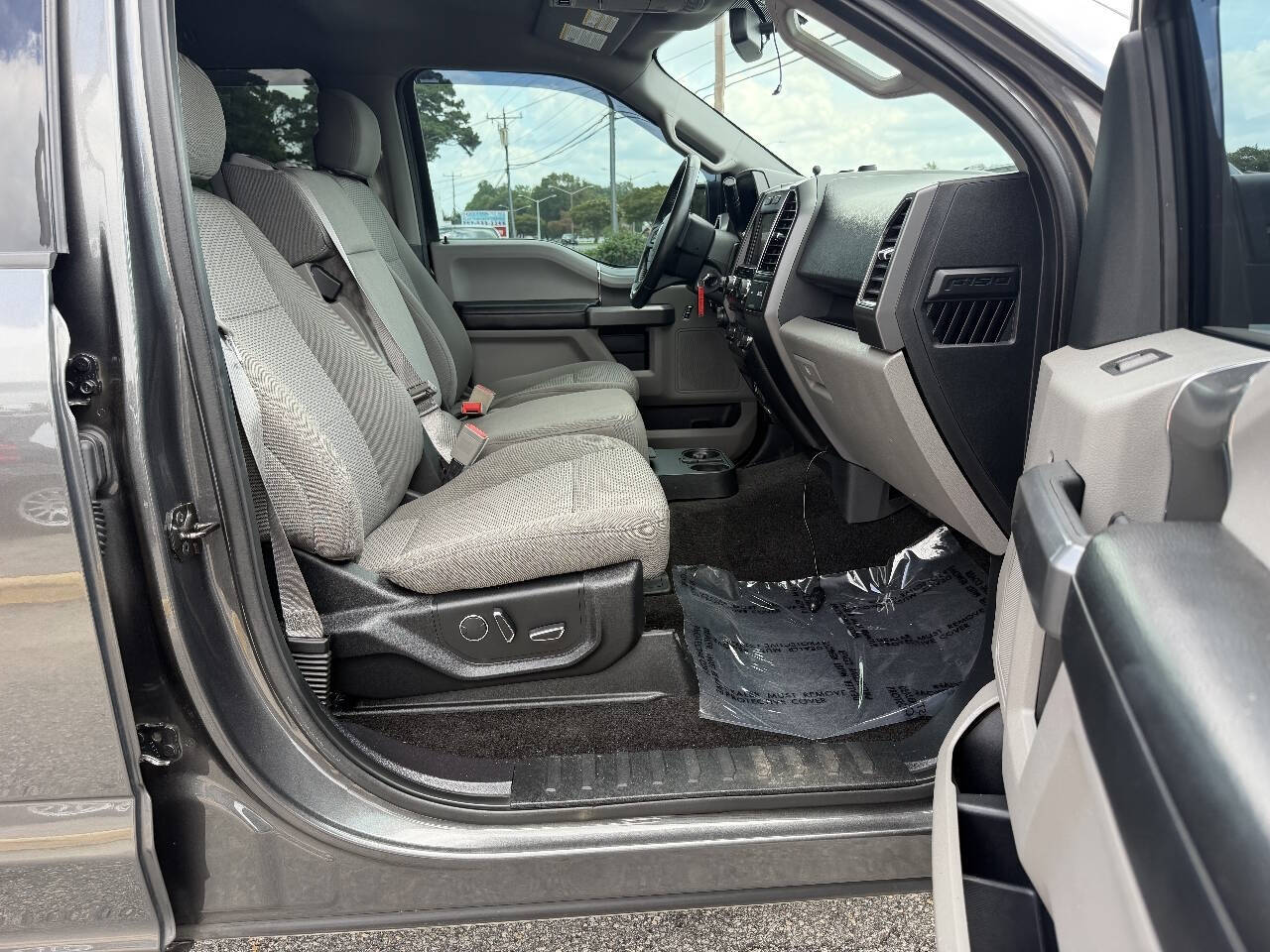 2018 Ford F-150 XLT - Photo 18