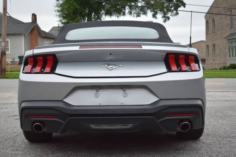 2024 Ford Mustang EcoBoost