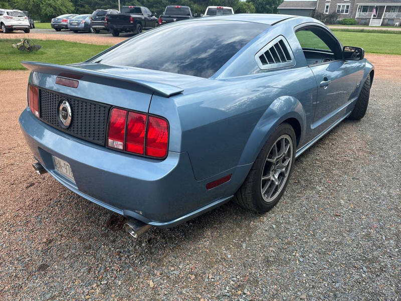 2005 Ford Mustang GT Premium