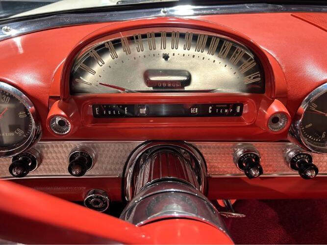 1956 Ford Thunderbird