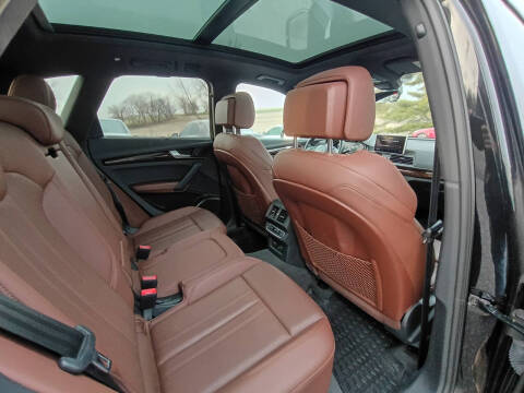 2020 Audi Q5 quattro Premium Plus 45 TFSI