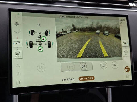 2025 Land Rover Range Rover P550e SE