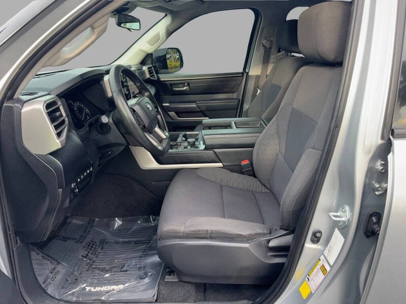 2022 Toyota Tundra SR5