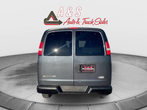 2017 Chevrolet Express LS 3500