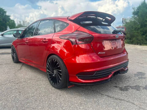 2018 Ford Focus ST