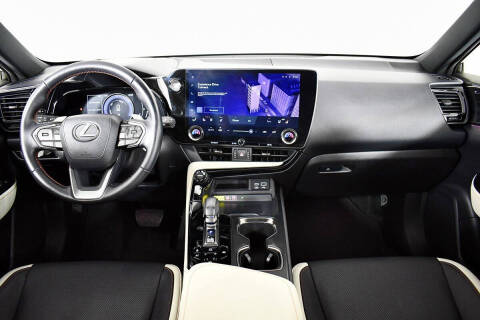 2022 Lexus NX 350h Premium