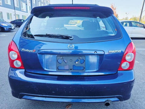 2003 Mazda Protege5