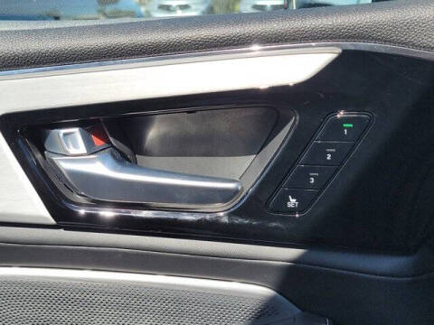 2025 Acura MDX w/Tech