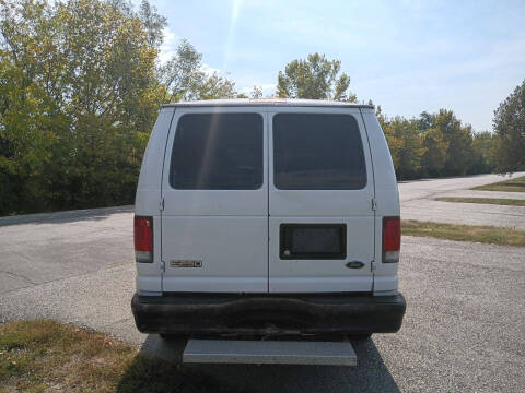 2000 Ford E-250