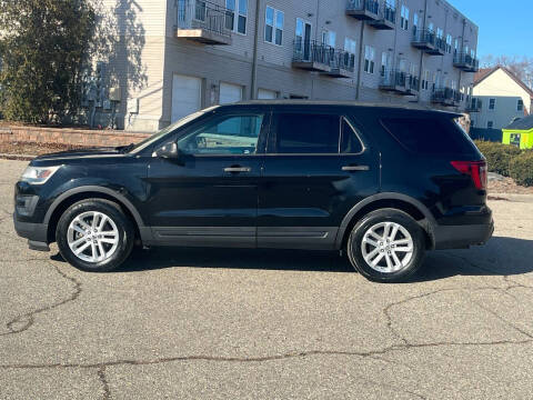 2016 Ford Explorer