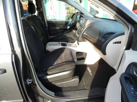 2011 Dodge Grand Caravan Crew