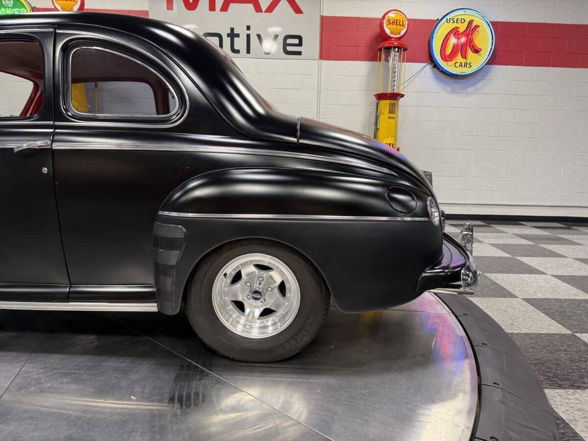 1946 Ford Coupe 22