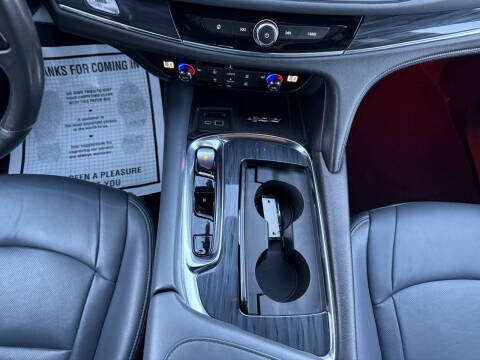 2022 Buick Enclave Essence