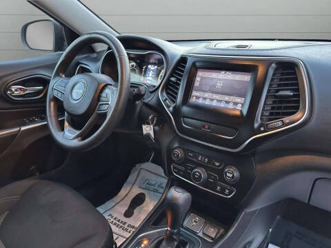 2019 Jeep Cherokee Latitude