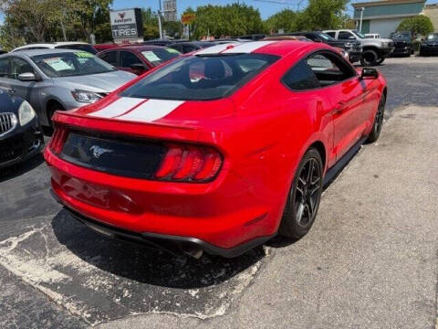 2020 Ford Mustang EcoBoost