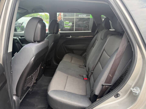 2013 Kia Sorento LX