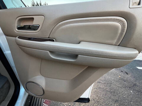 2014 Cadillac Escalade Premium