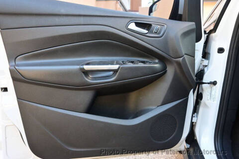 2017 Ford C-MAX Hybrid SE