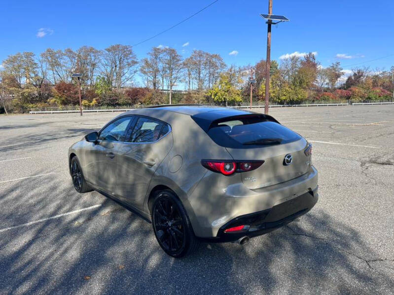 2024 Mazda Mazda3 Hatchback 2.5 Carbon Turbo