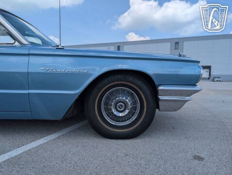 1964 Ford Thunderbird