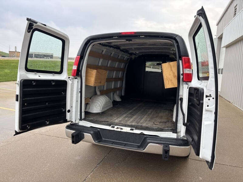 2021 Chevrolet Express 2500