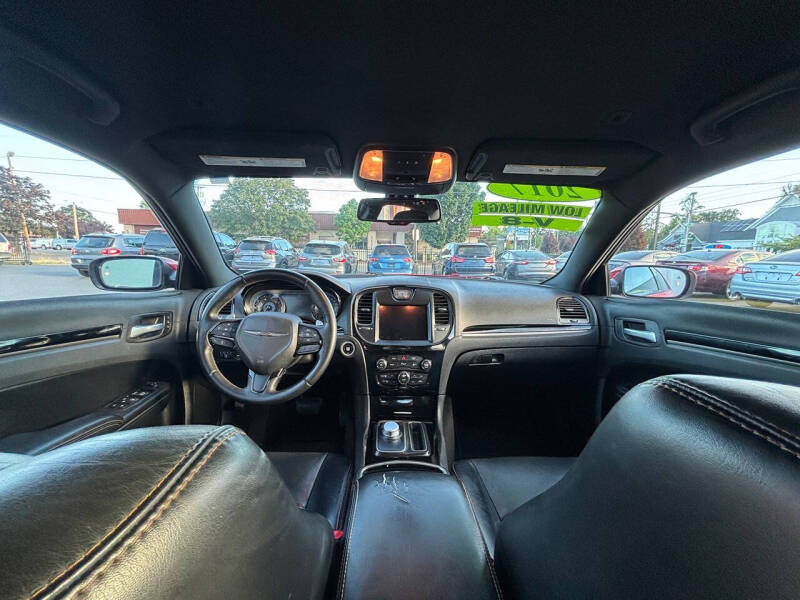 2017 Chrysler 300 S Alloy Edition