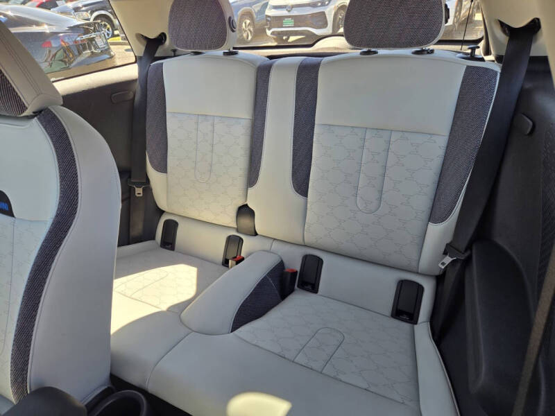 2025 MINI Hardtop 2 Door