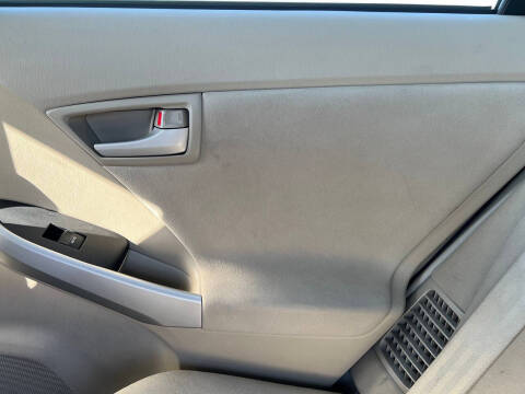 2011 Toyota Prius One