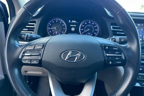 2020 Hyundai Elantra