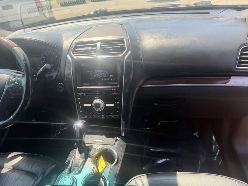 2016 Ford Explorer Platinum