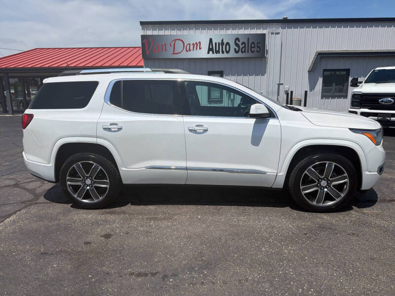 2018 GMC Acadia Denali