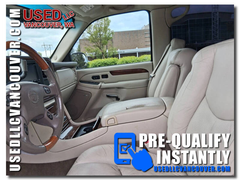 2003 Cadillac Escalade