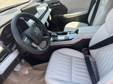 2025 Mitsubishi Outlander SEL